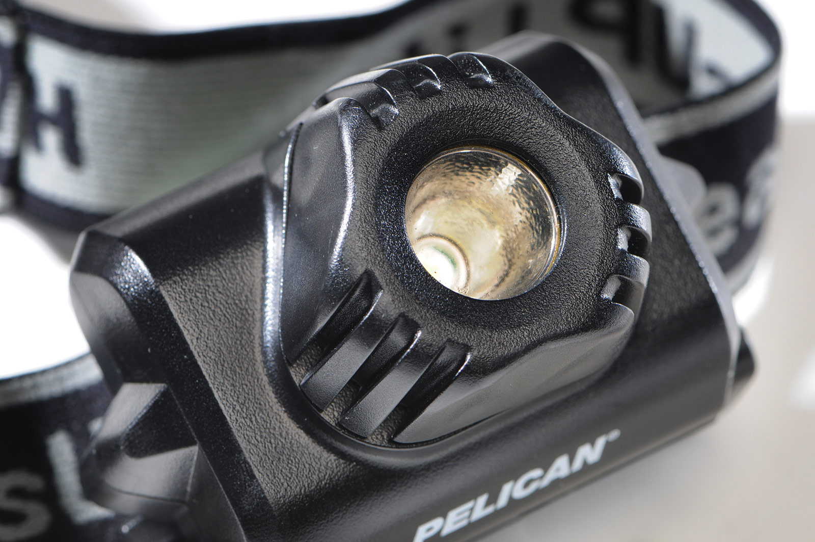 PELICAN（ペリカン）2690 ヘッドライト ヘッドランプ 2690 HeadsUp Lite™ Headlamp | Pelican Official Store