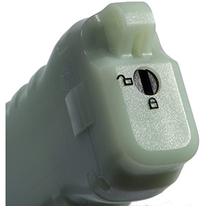 Carhartt Wip x Pelican 3310PL 蓄光　アウトドア 3310PL Flashlight | Pelican Official Store