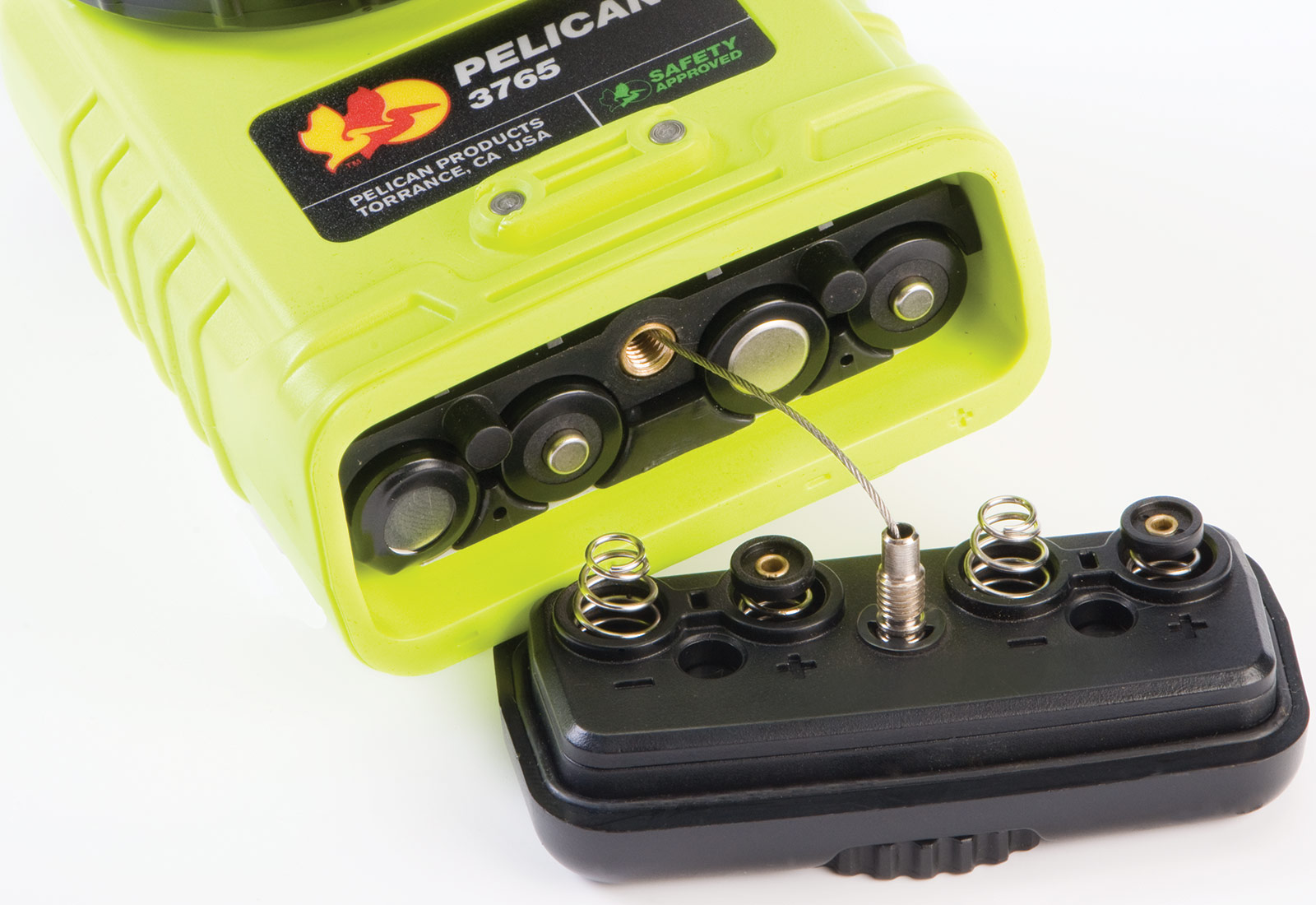3765 Right Angle Light | Pelican Official Store