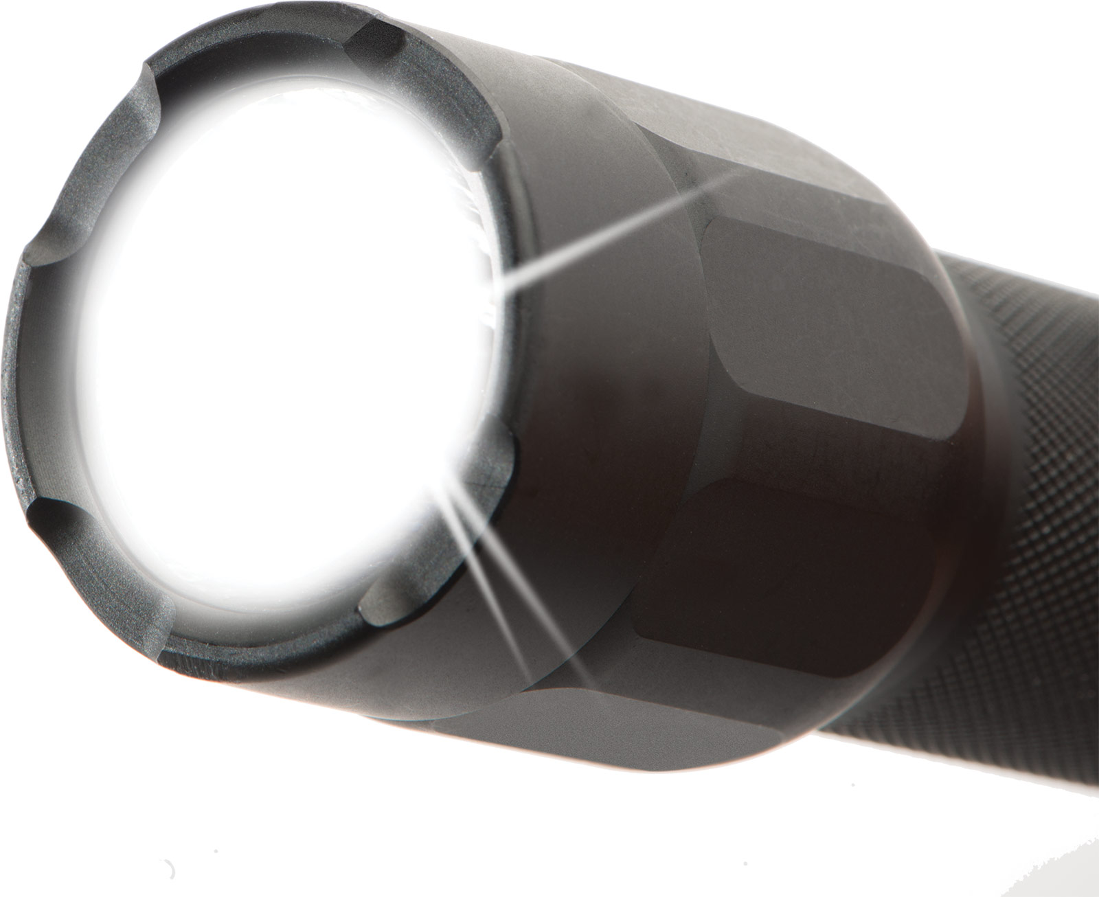 7000 Tactical Flashlight | Pelican Official Store