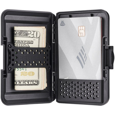 Protector MagSafe Wallet | Pelican Official Store Protector MagSafe Wallet | Pelican Official Store